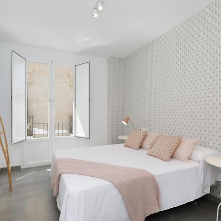 Hi Room - Smart Apartments - He 1 Granada Kültér fotó