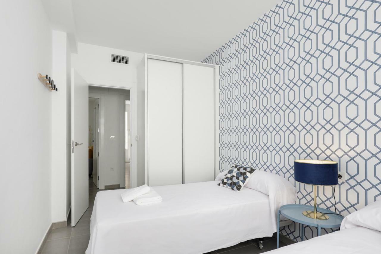 Hi Room - Smart Apartments - He 1 Granada Kültér fotó