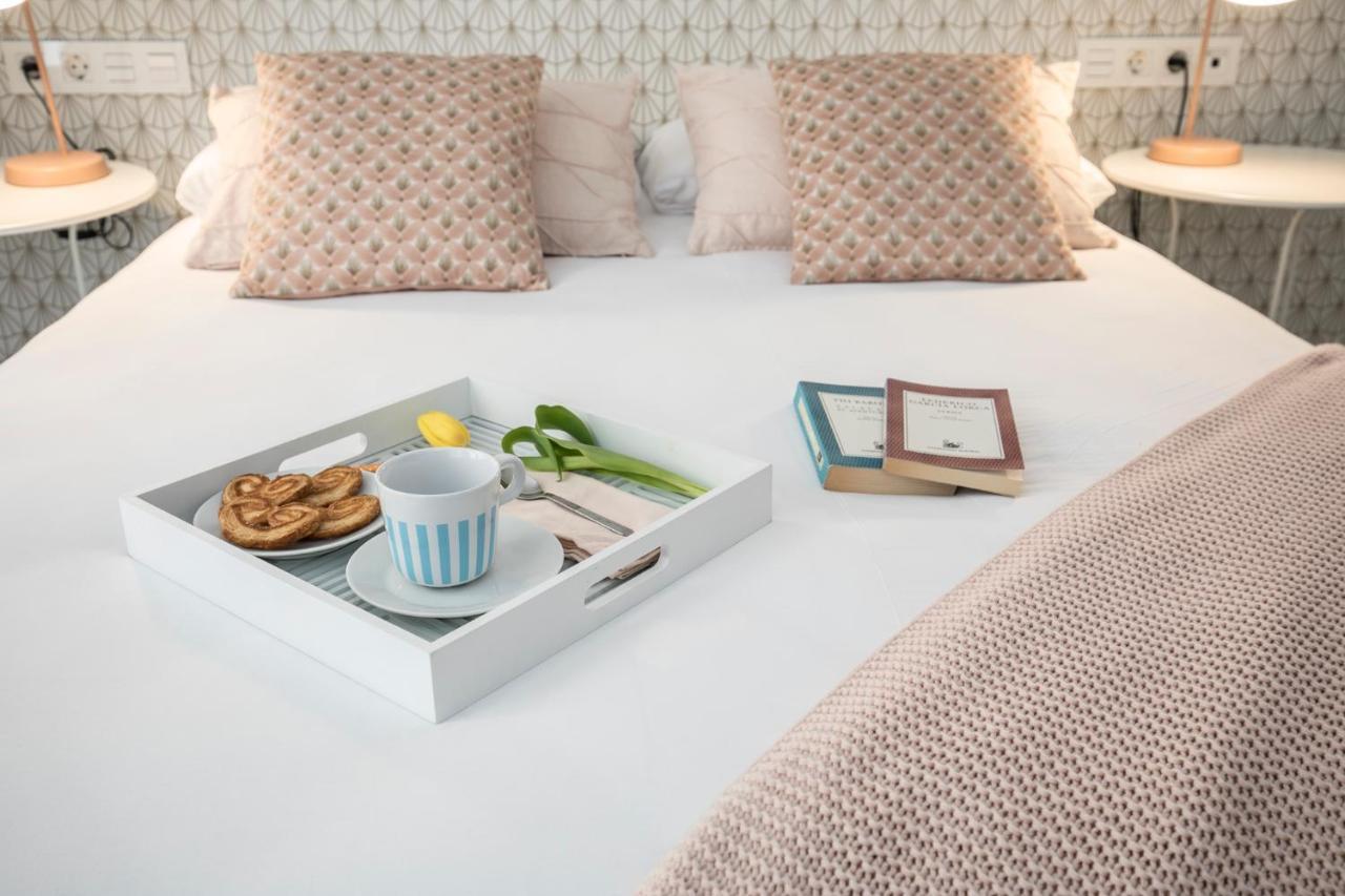 Hi Room - Smart Apartments - He 1 Granada Kültér fotó